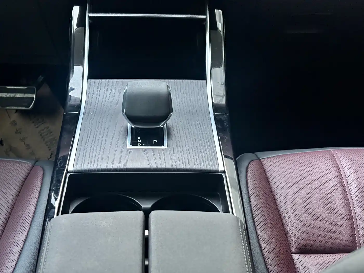 Land Rover Range Rover Evoque 2024 2024 Range Rover Evoque L 249PS Light Master Edition