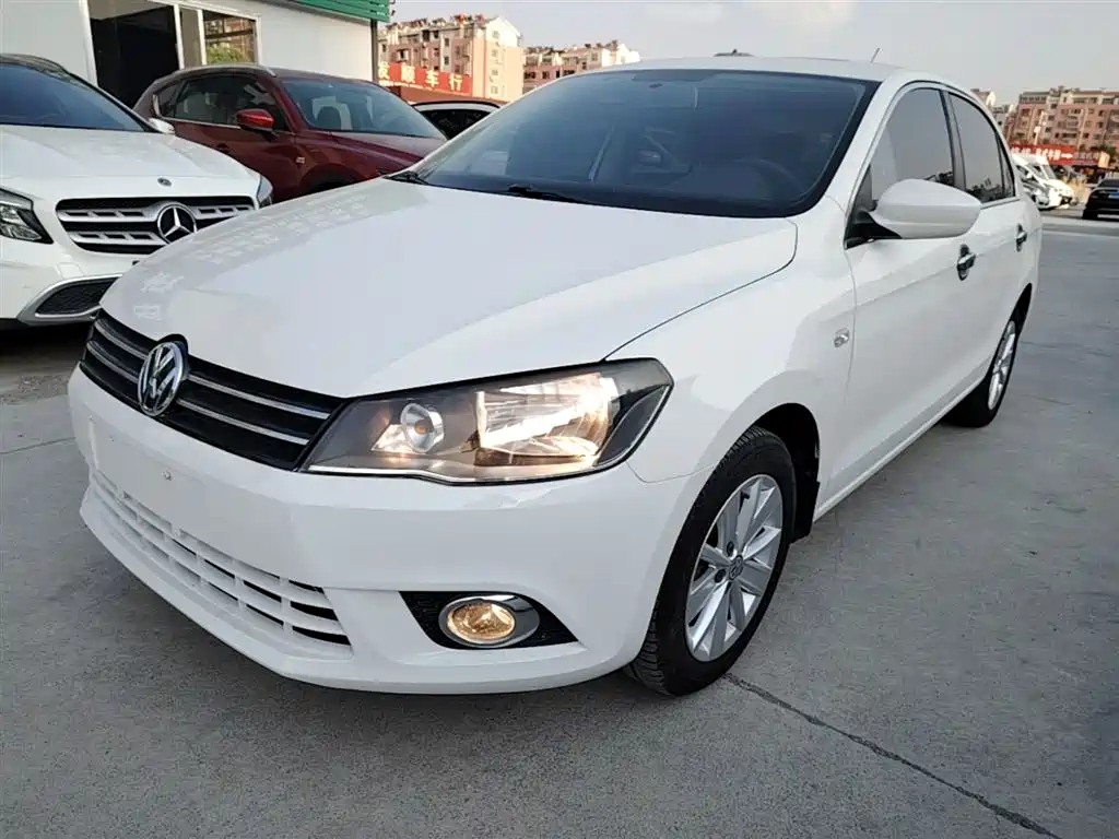 Volkswagen Jetta 2015 1.6L Manual Comfort