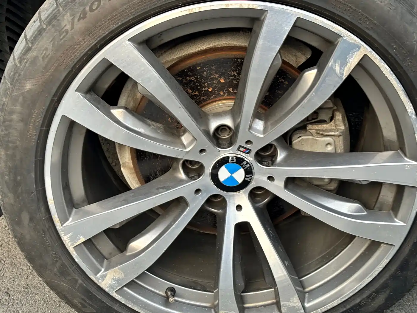 Photo 24 - BMW X6