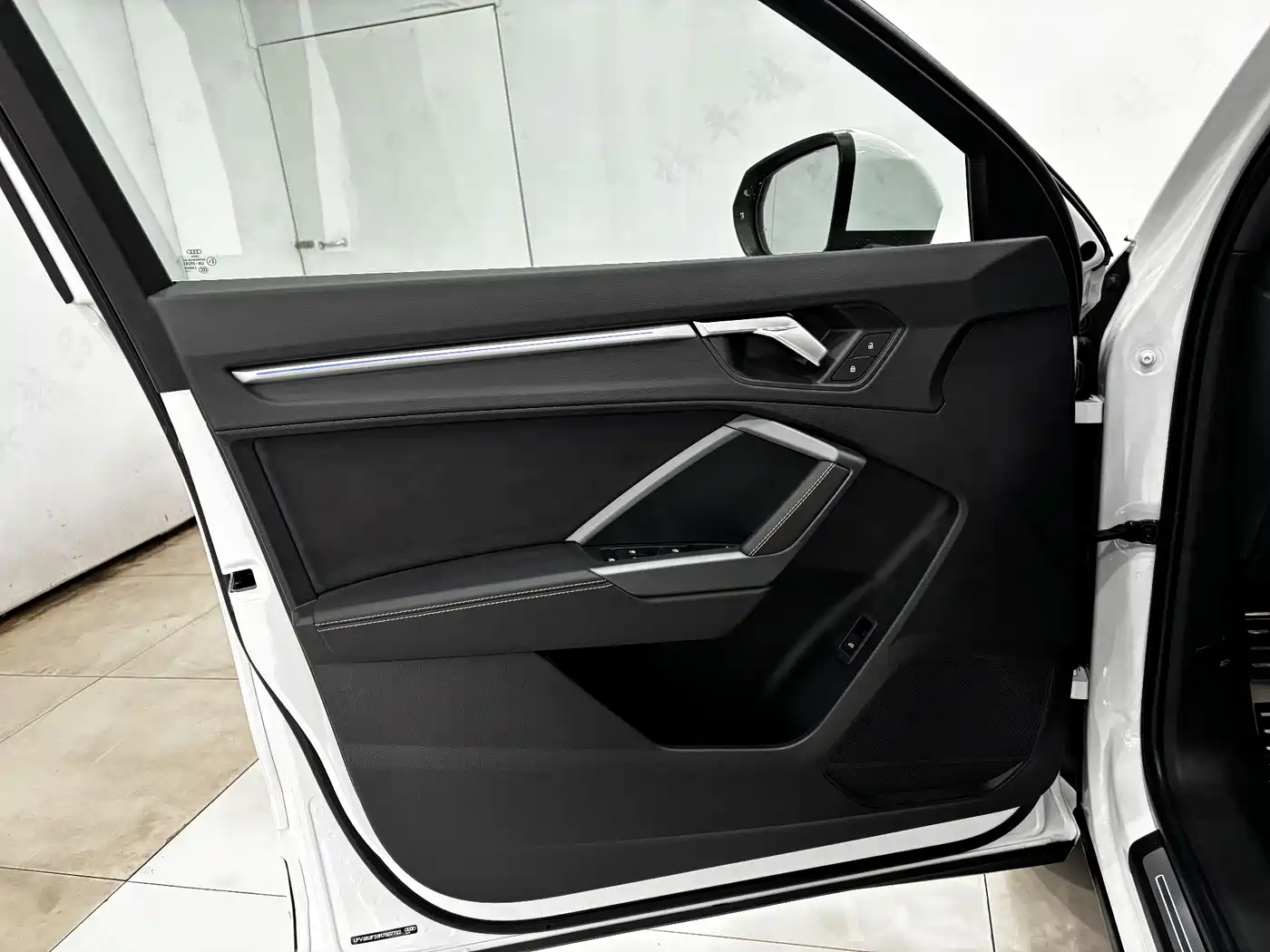 Audi Q3 2024 40 TFSI Fashion Sport фото 11