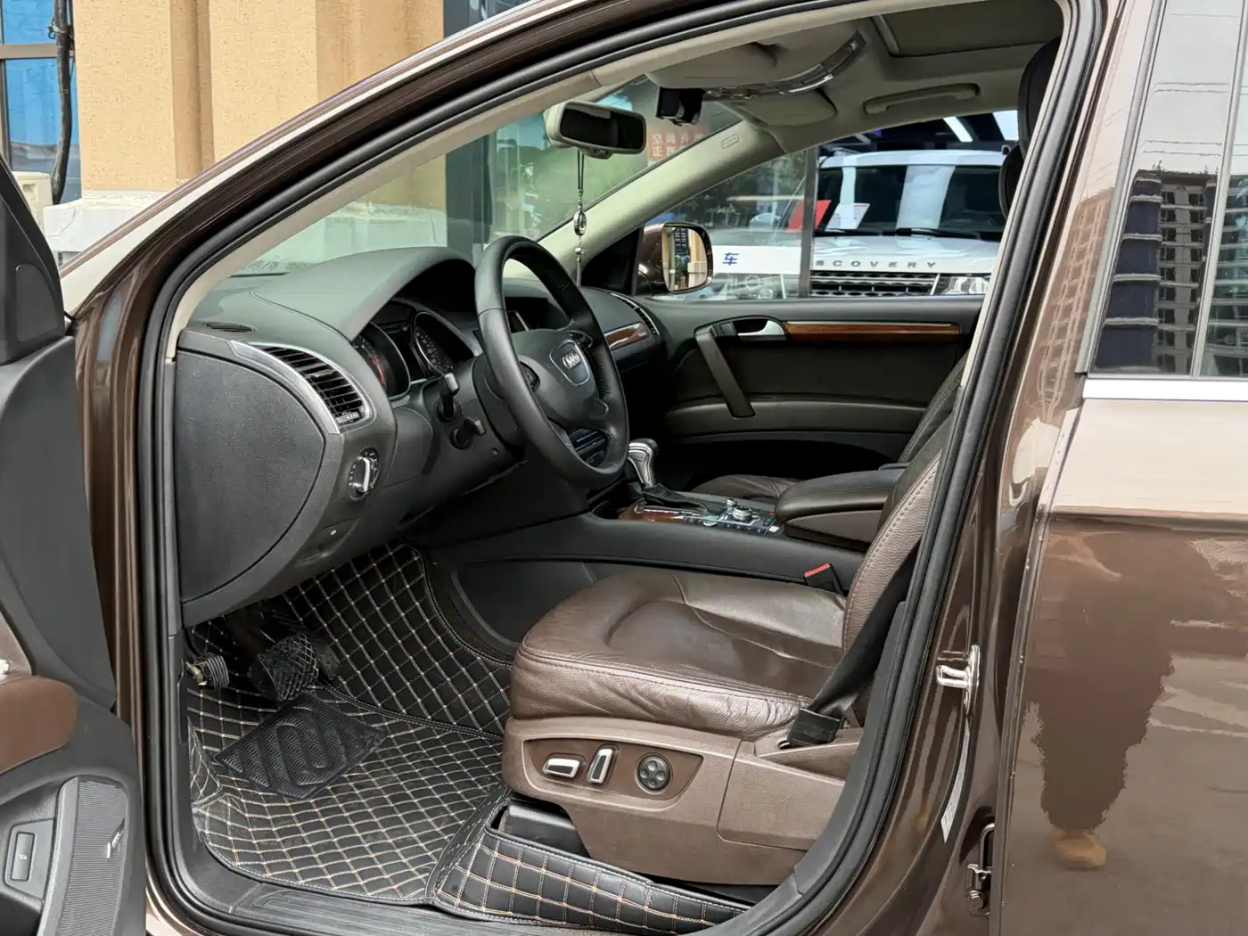 Audi Q7 2014 35 TDI Sport фото 4