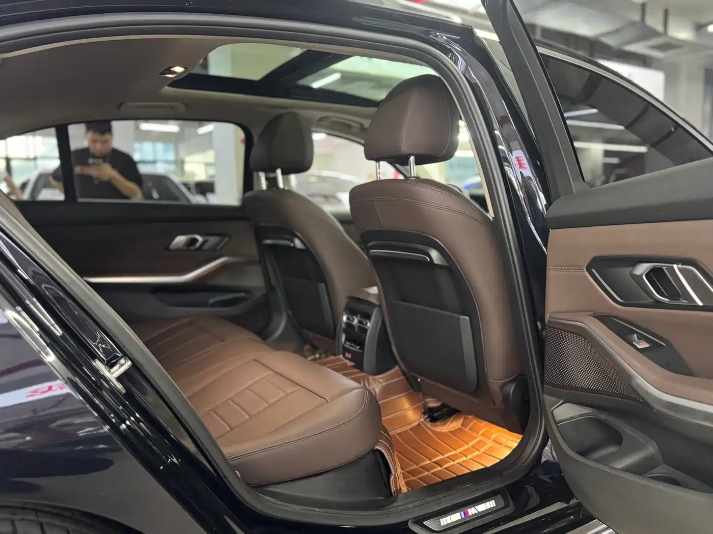 BMW 3 Series 2020 320Li M Sport Package фото 10