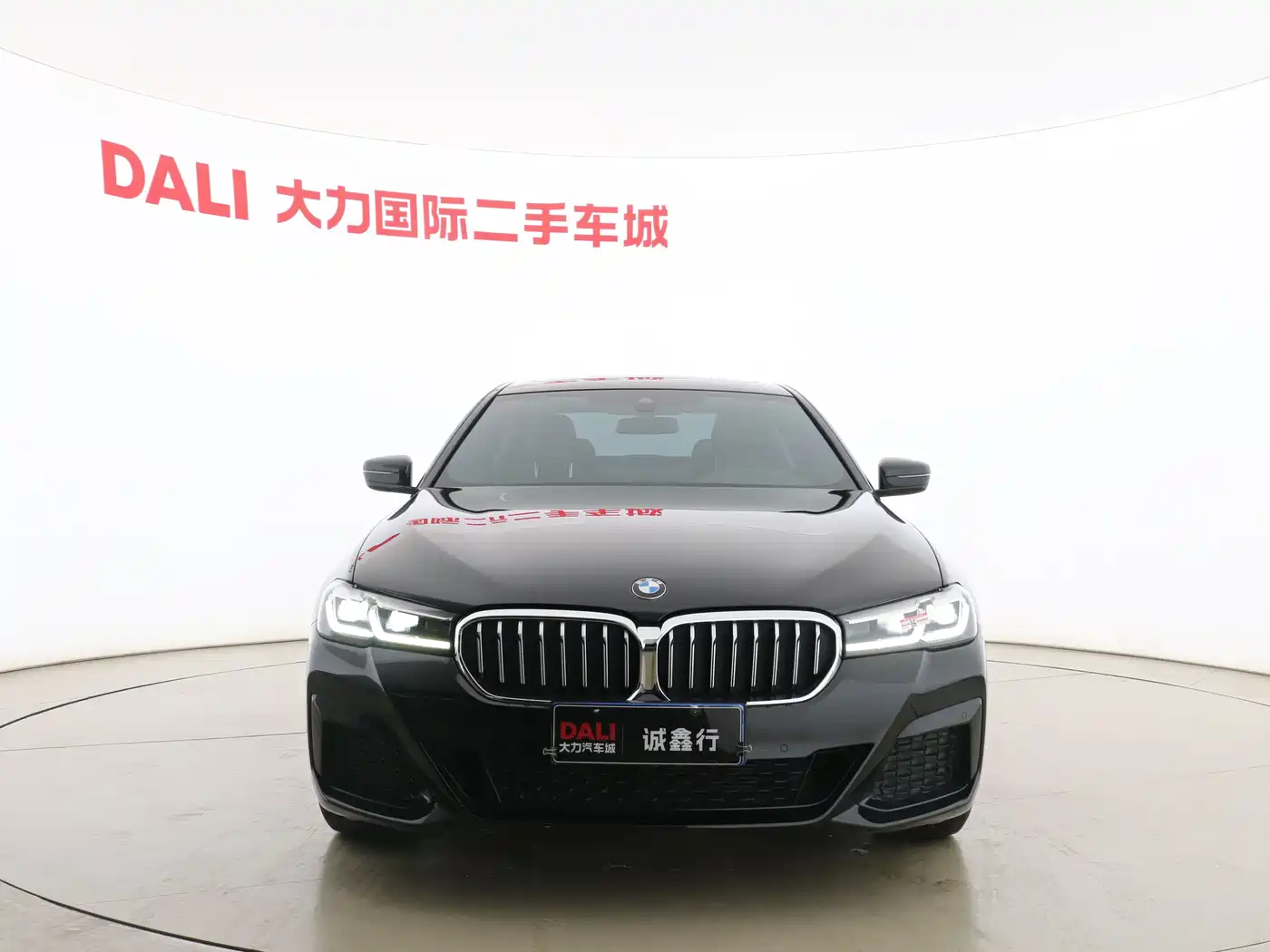 BMW 5 Series 2022 525Li M Sport Package фото 2