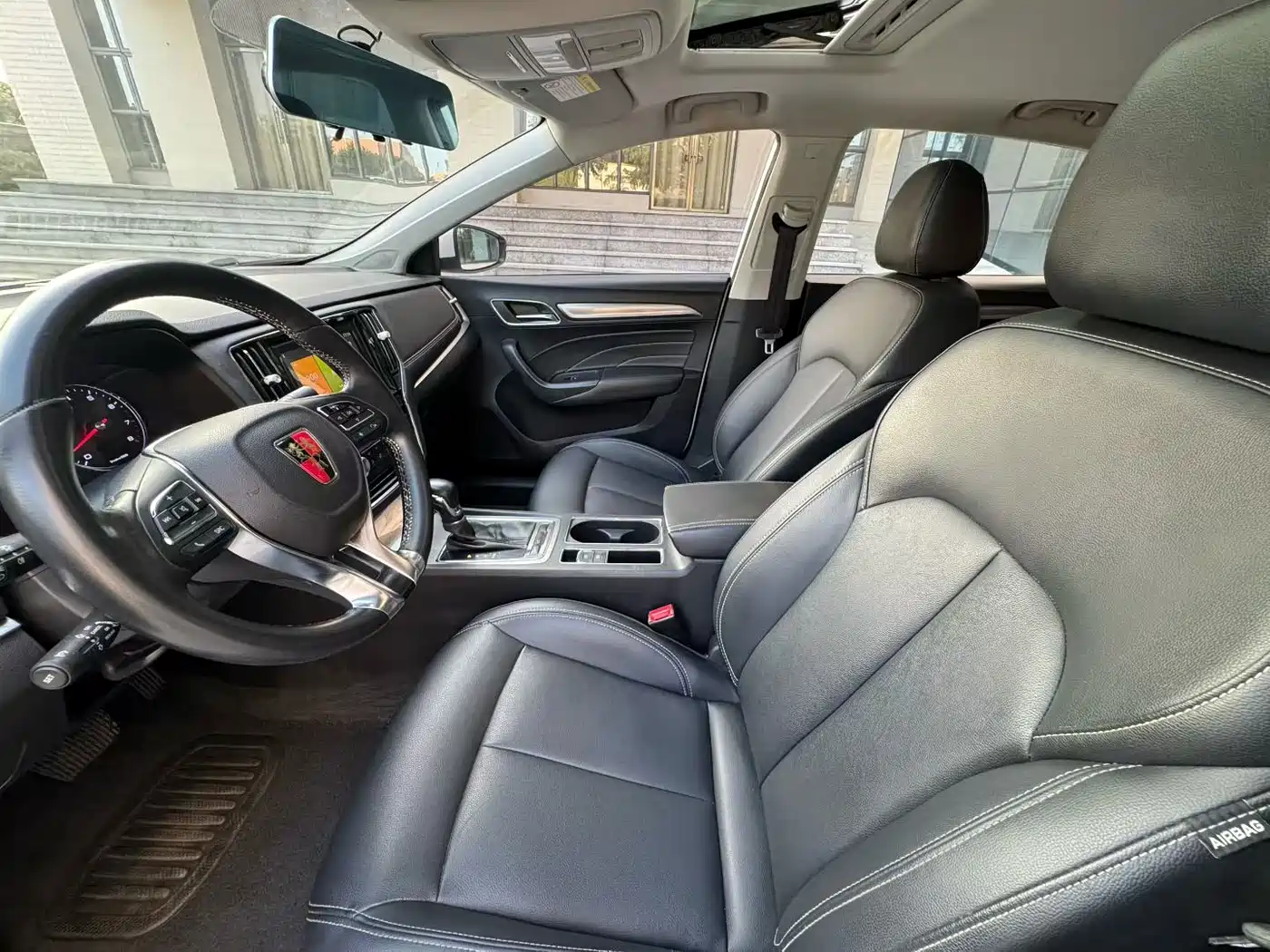 Roewe i6 2019 2018 20T Automatic Internet ZhiXiang Edition