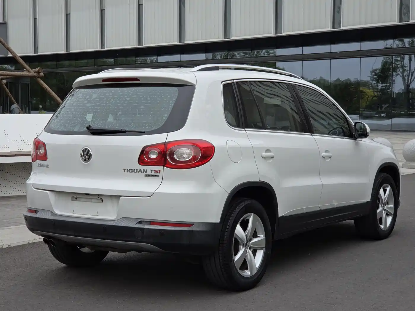 Volkswagen Tiguan 2012 1.8TSI Automatic 4WD Elite Edition фото 7