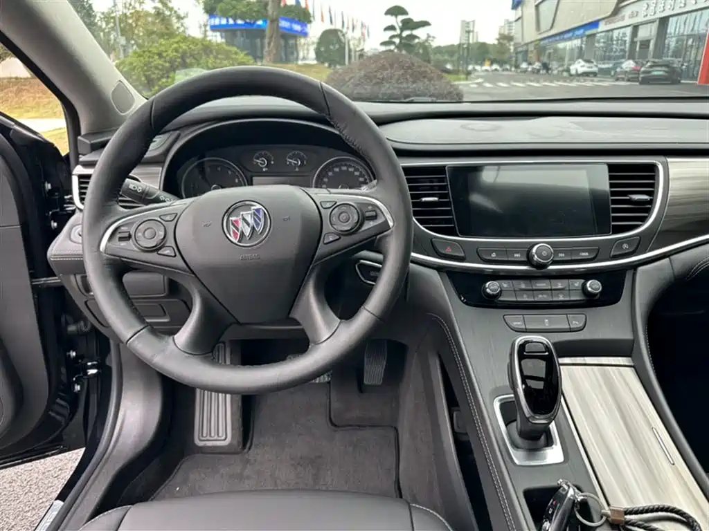 Buick LaCrosse 2022 652T Luxury фото 16