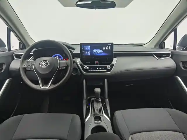 Toyota Frontlander 2023 2.0L CVT Elite Edition — фото 5