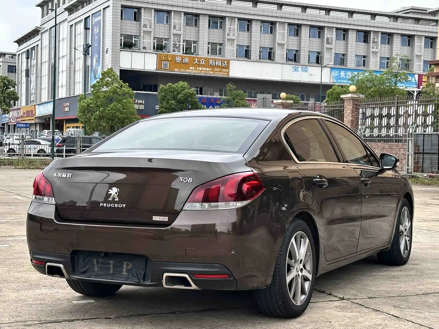 Peugeot 508 2015 1.8THP Auto Flagship Edition фото 9