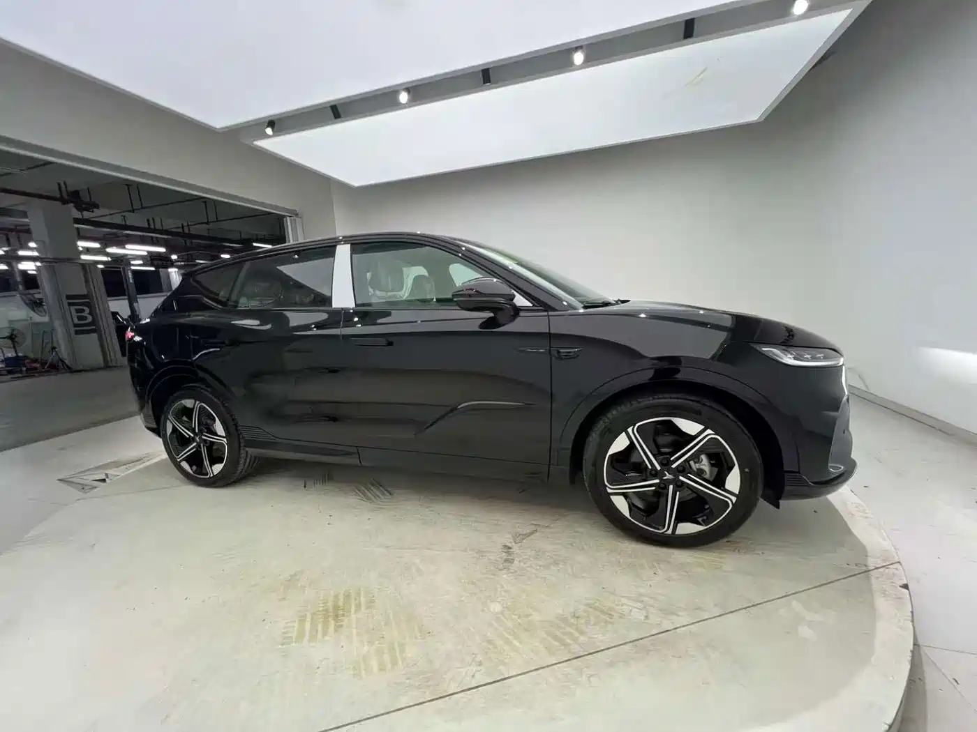 Voyah Auto Voyah Zhiyin 2026 2024 Long Range Super Charging Edition
