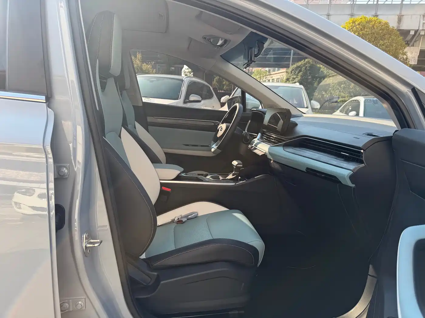 Geely Emgrand S 2023 2021 1.4T CVT Premium