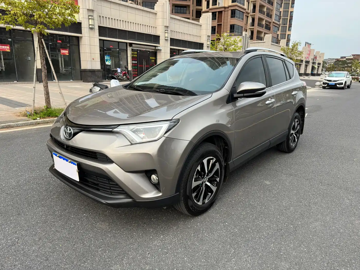 Toyota RAV4 Rongfang 2016 2.0L CVT 2WD Trend (China V)