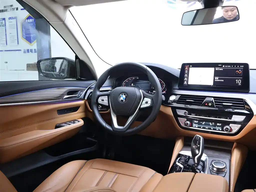 BMW 6 SERIES GT