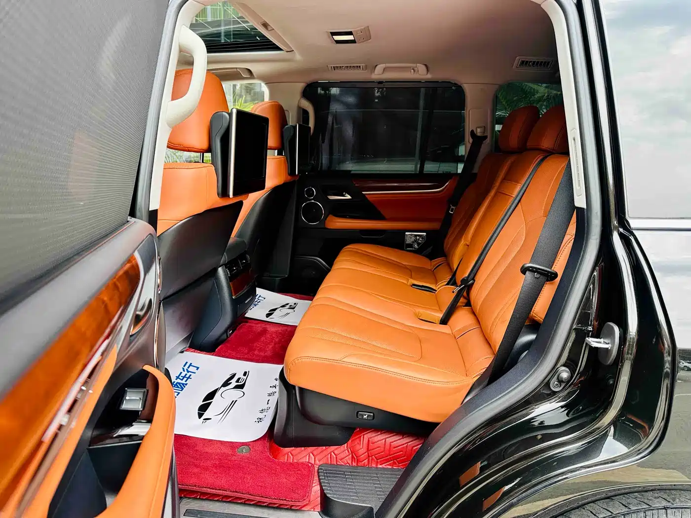 Lexus LX 2019 570 Dynamic Luxury Edition фото 6