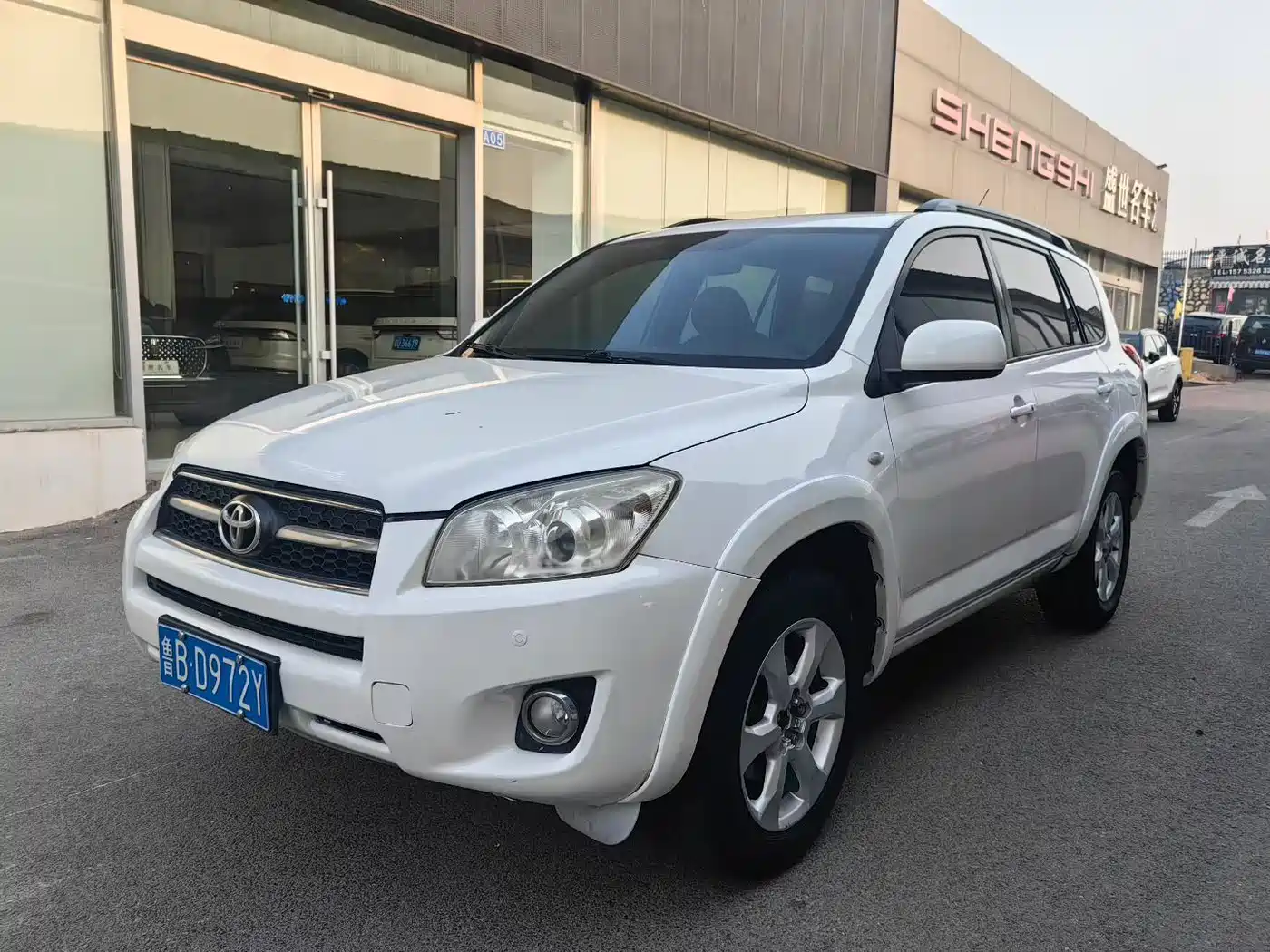 Toyota RAV4 Rongfang 2011 2.4L Automatic 4WD Luxury Edition