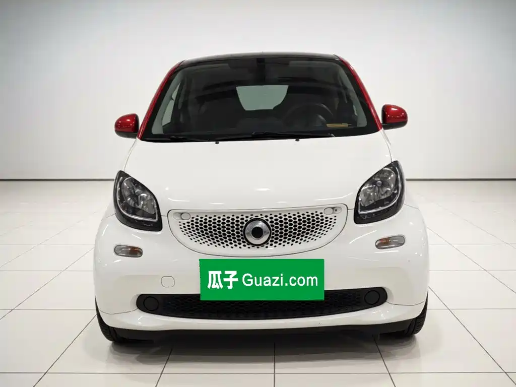 smart fortwo 2019 2019 0.9T 66kW Hardtop Wind Edition China VI