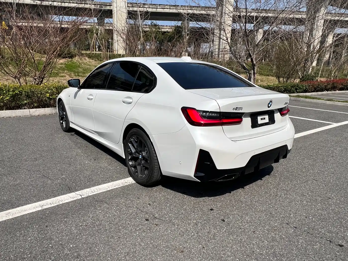 BMW 3-SERIES