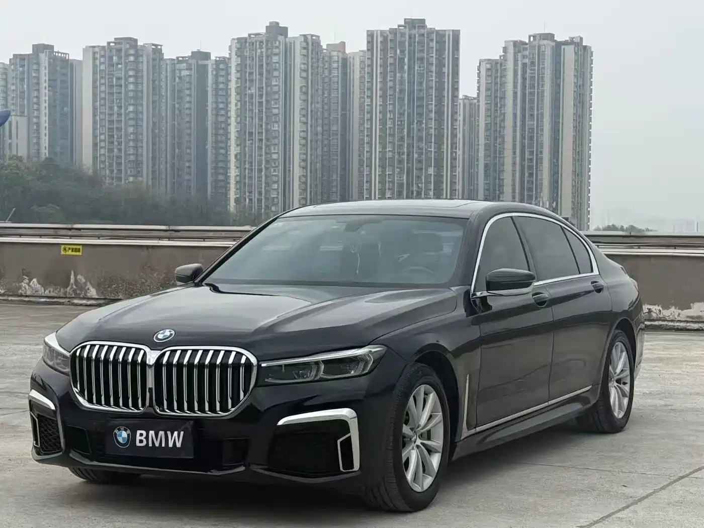 BMW 7 Series 2016 730Li Luxury