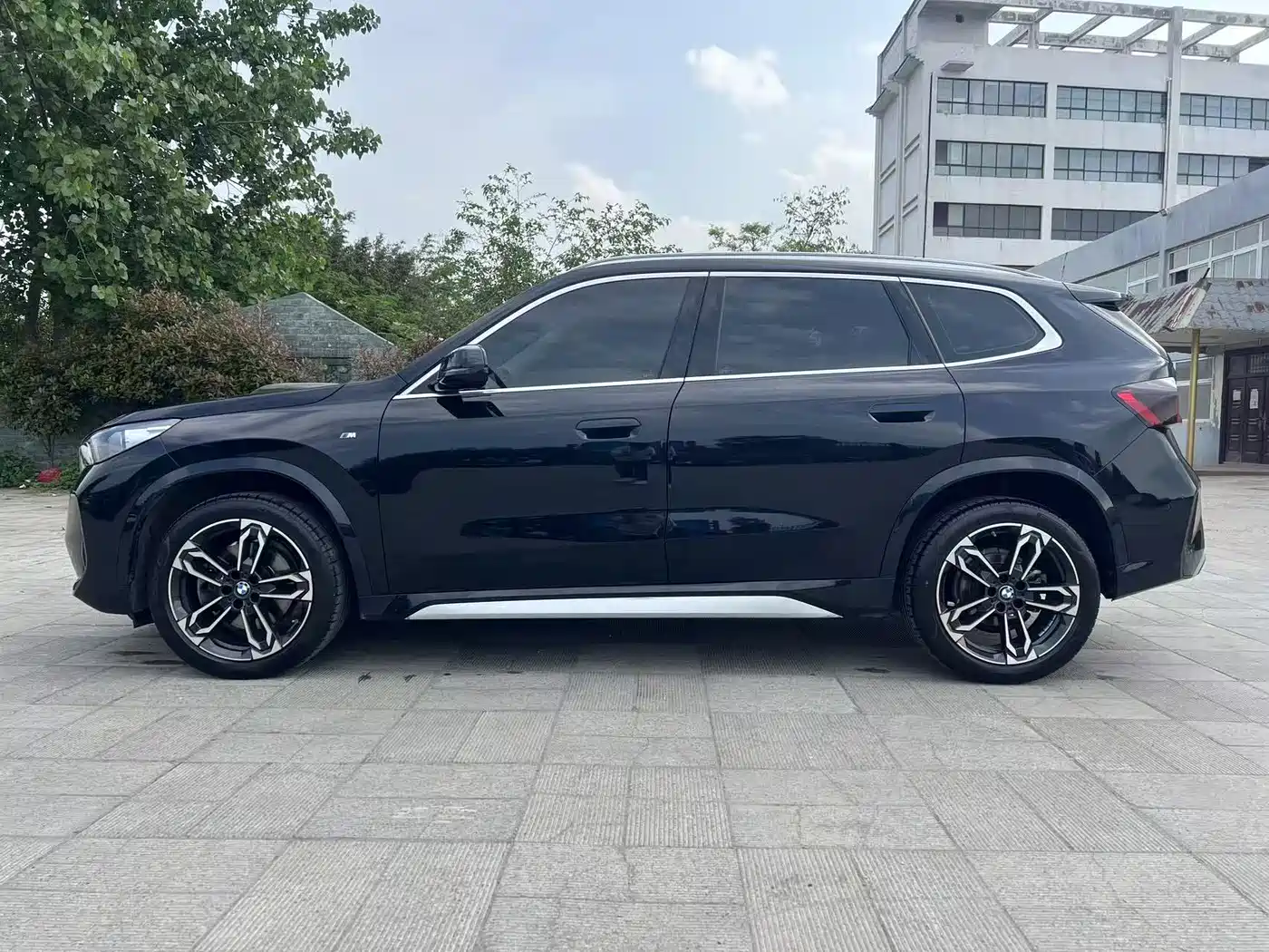 BMW X1 2025 sDrive25Li M Sport Package фото 4