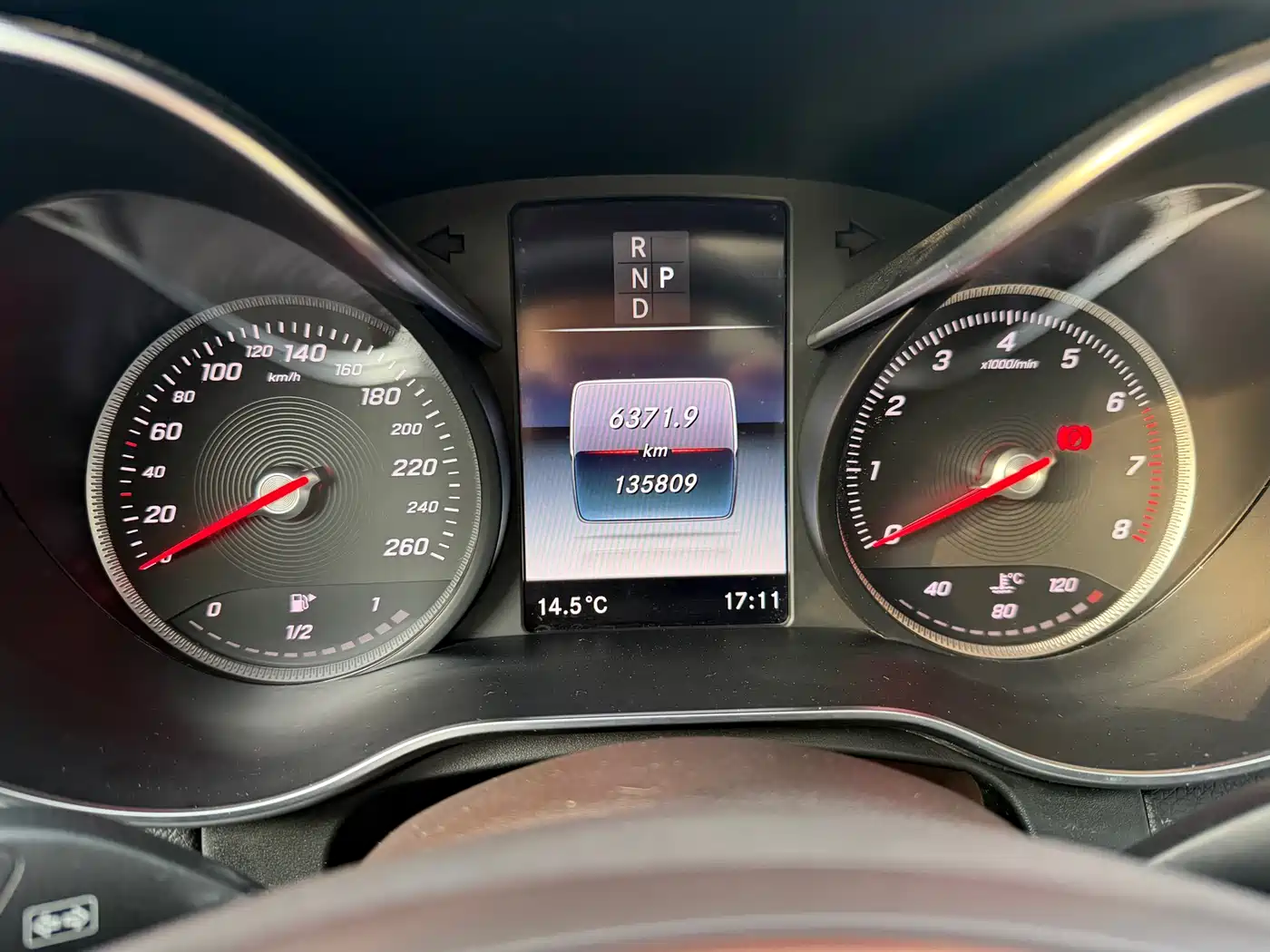 Mercedes-Benz GLC 2018 Facelift GLC 260 4MATIC Luxury фото 21