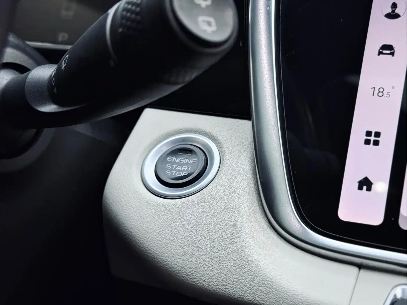 GEELY AUTOMOBILE BOYUE