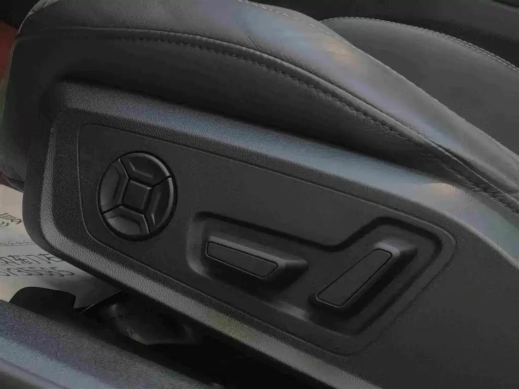 صورة 11 - Audi A6L