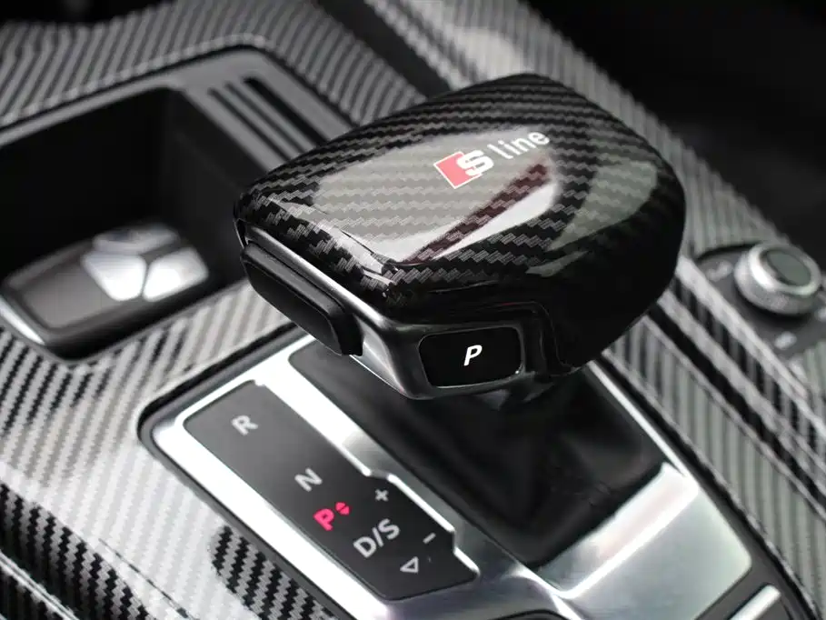 Audi A4L 2020 40 TFSI Luxury Dynamic фото 4