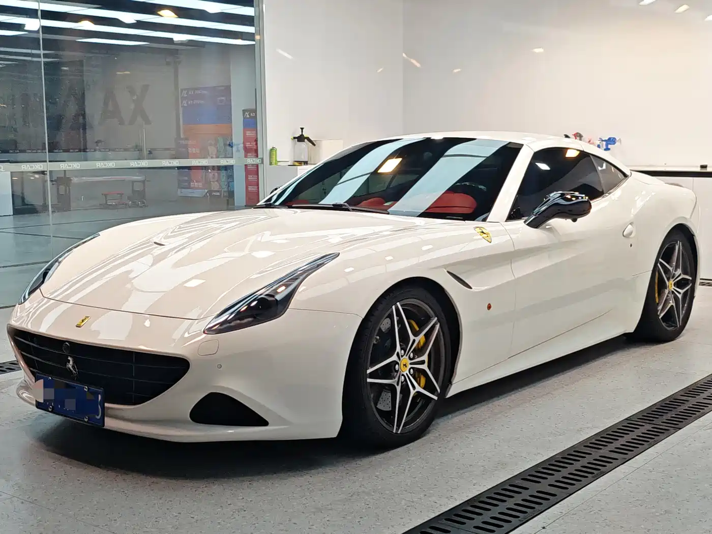 Ferrari California T 2016 2015 3.9T Standard