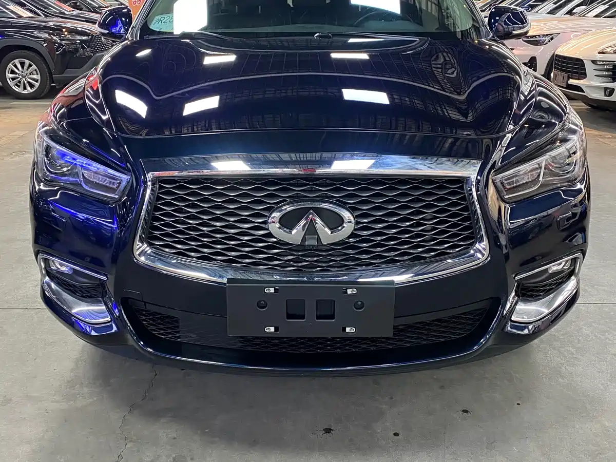 Infiniti QX60 (Import) 2020 2.5 S/C Hybrid 2WD Excellence Edition фото 2
