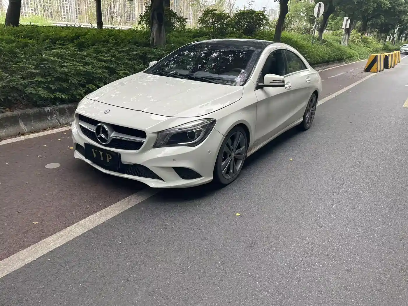 Mercedes-Benz CLA (Import) 2016 CLA 200 Fashion