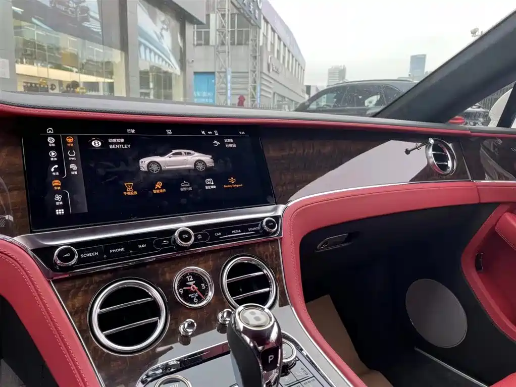 Bentley Continental 2018 6.0T GT W12 фото 8