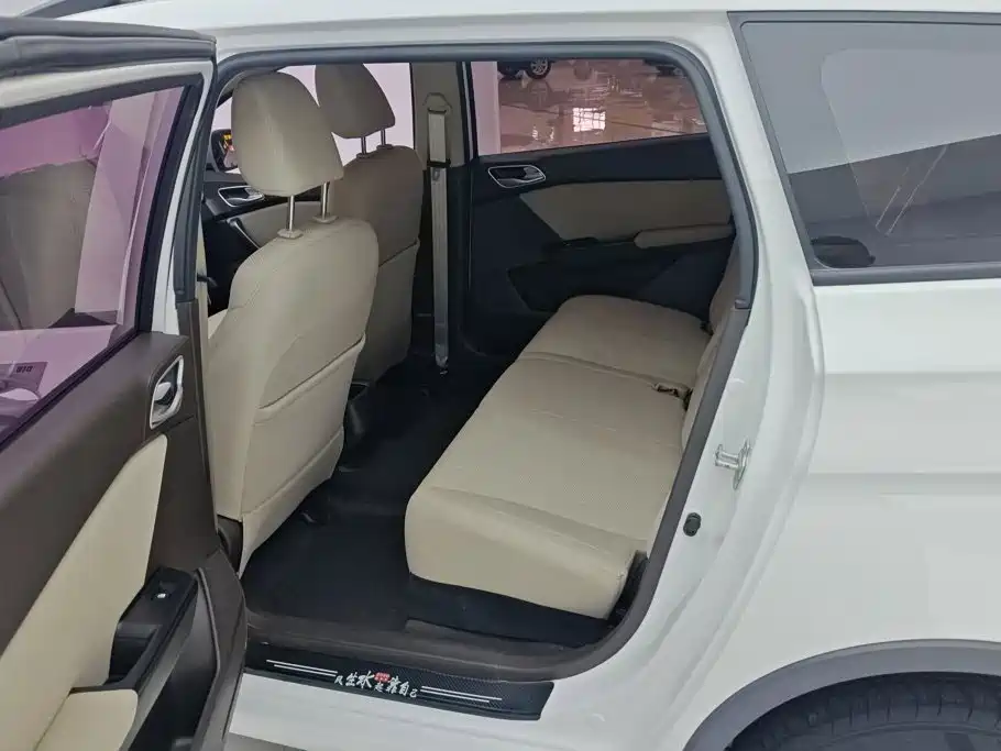 Baojun 310W 2020 2017 1.5L Manual Comfort China V