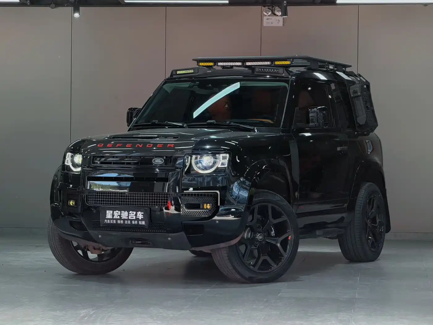 Land Rover Defender 2023 Model 90 3.0T P400 XS