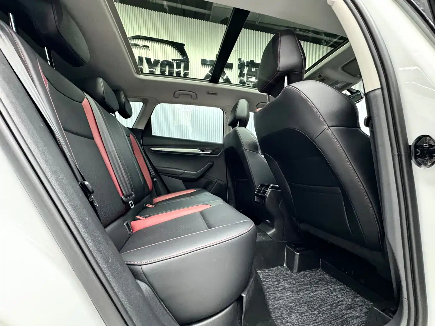 Škoda Karoq 2024 2022 TSI280 Smart Brilliance Edition