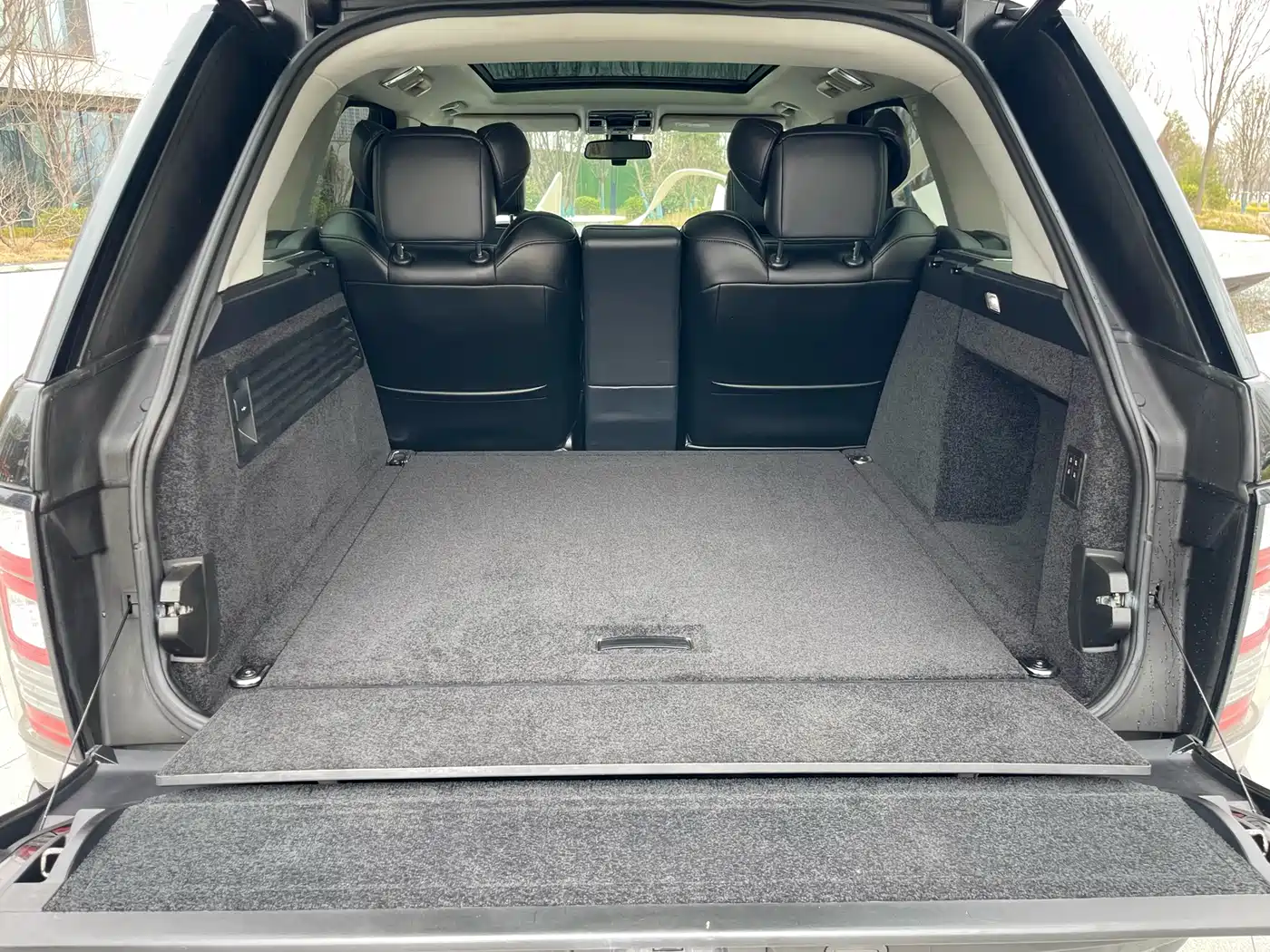 Land Rover Range Rover 2013 5.0 SC V8 Vogue SE фото 30