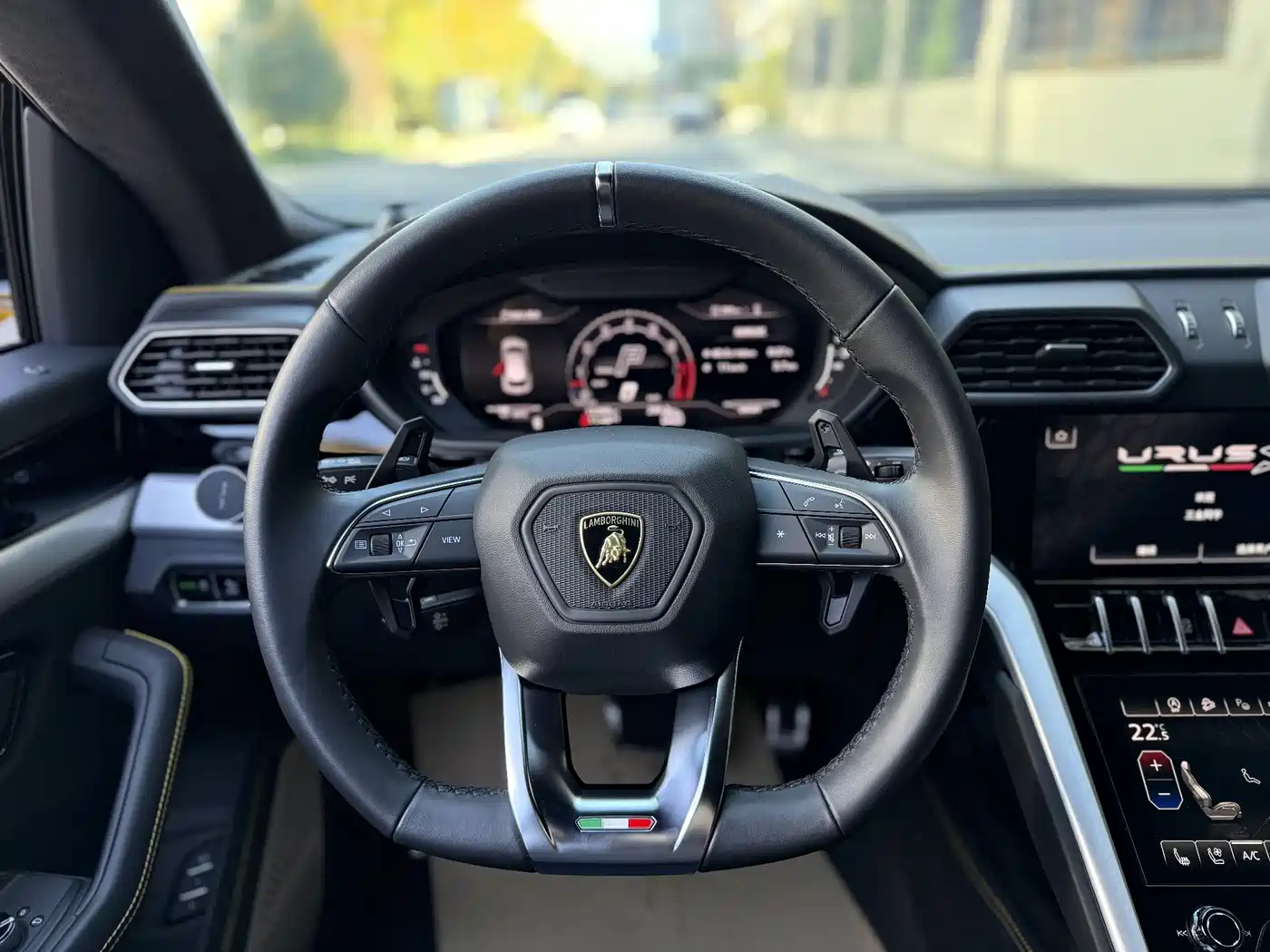 Lamborghini Urus 2023 4.0T V8 S фото 5