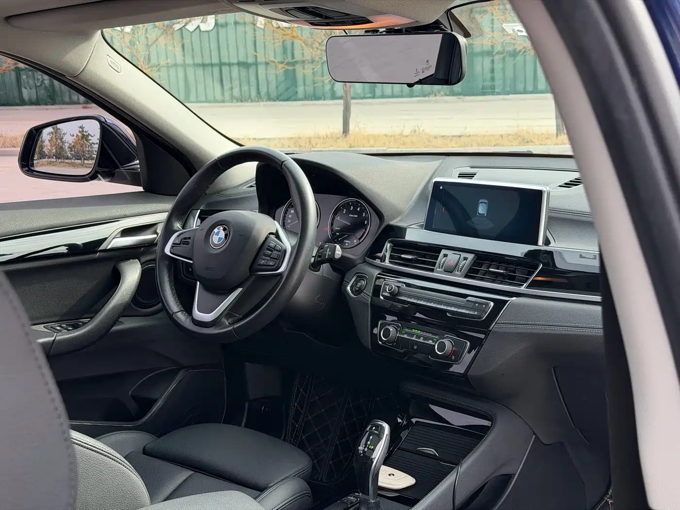 BMW X2 (Import) 2019 sDrive20i M Off-Road Package China VI фото 19
