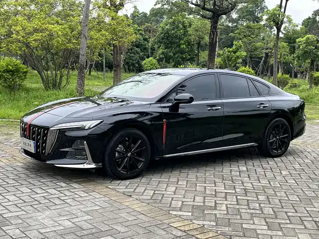  Hongqi Hongqi H6 2023 2.0T Premium Edition