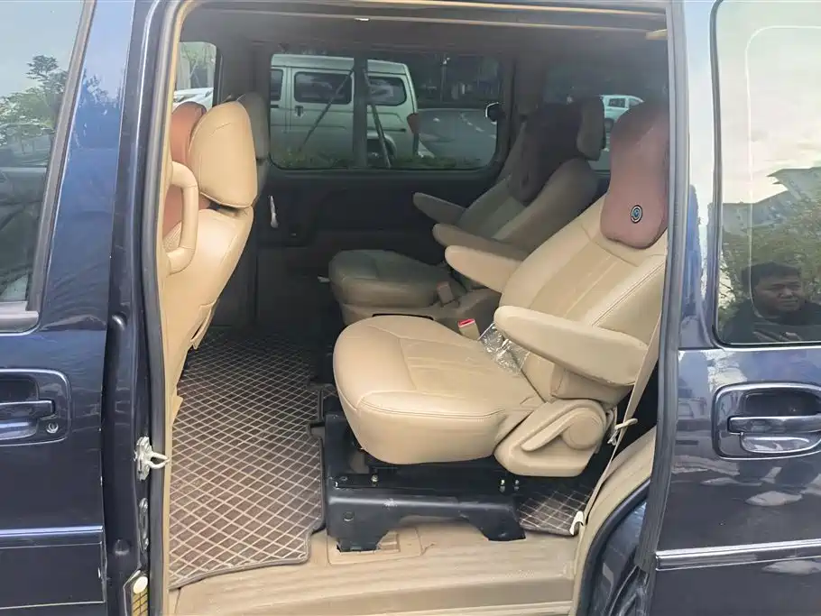 Buick GL8 2013 2.4L Classic фото 11