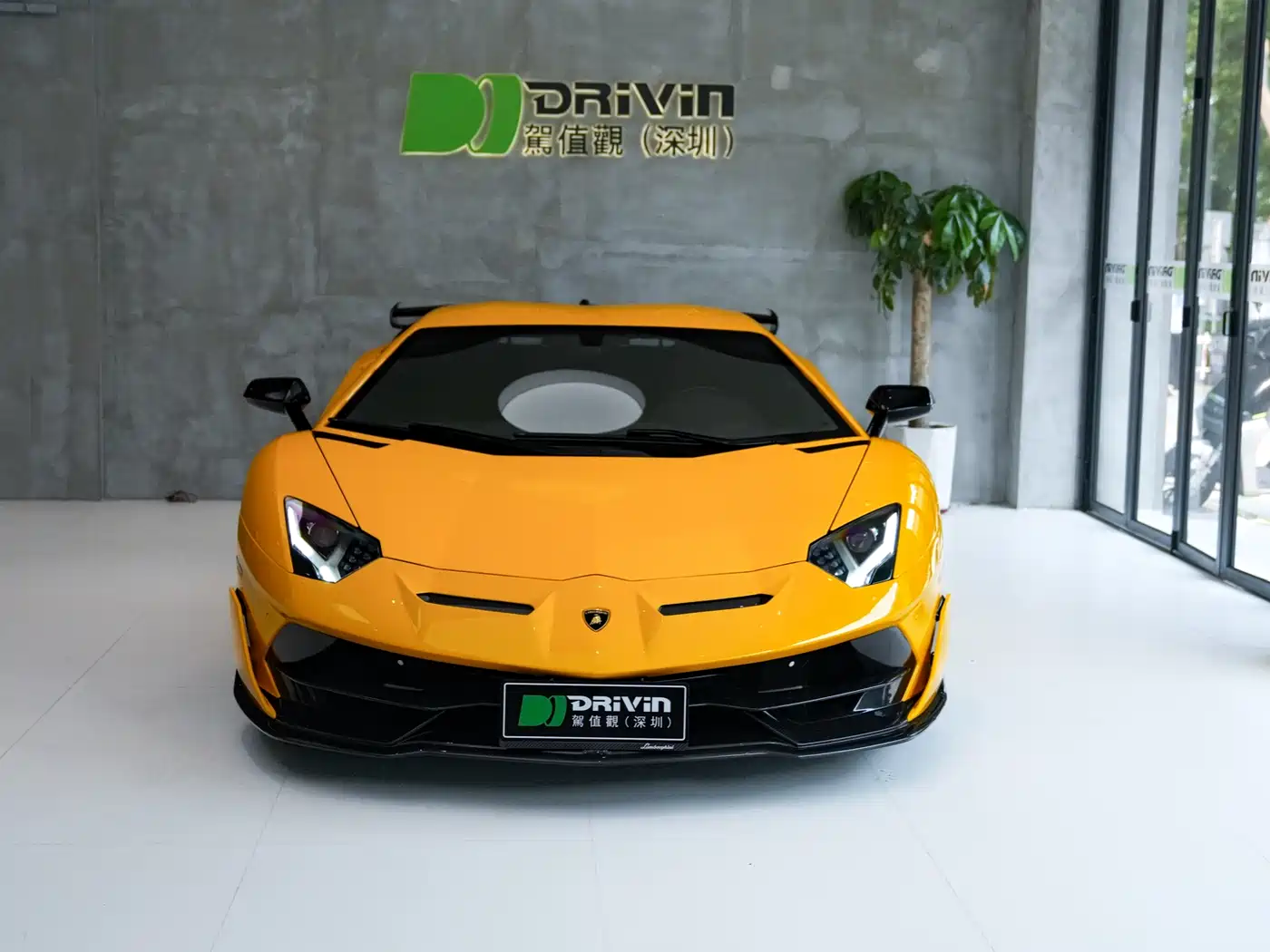 Lamborghini Aventador 2011 LP 700-4 фото 4