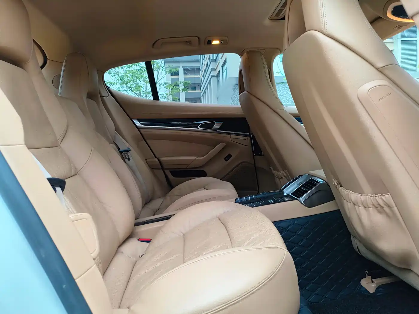 Porsche Panamera 2014 Panamera 3.0T фото 12