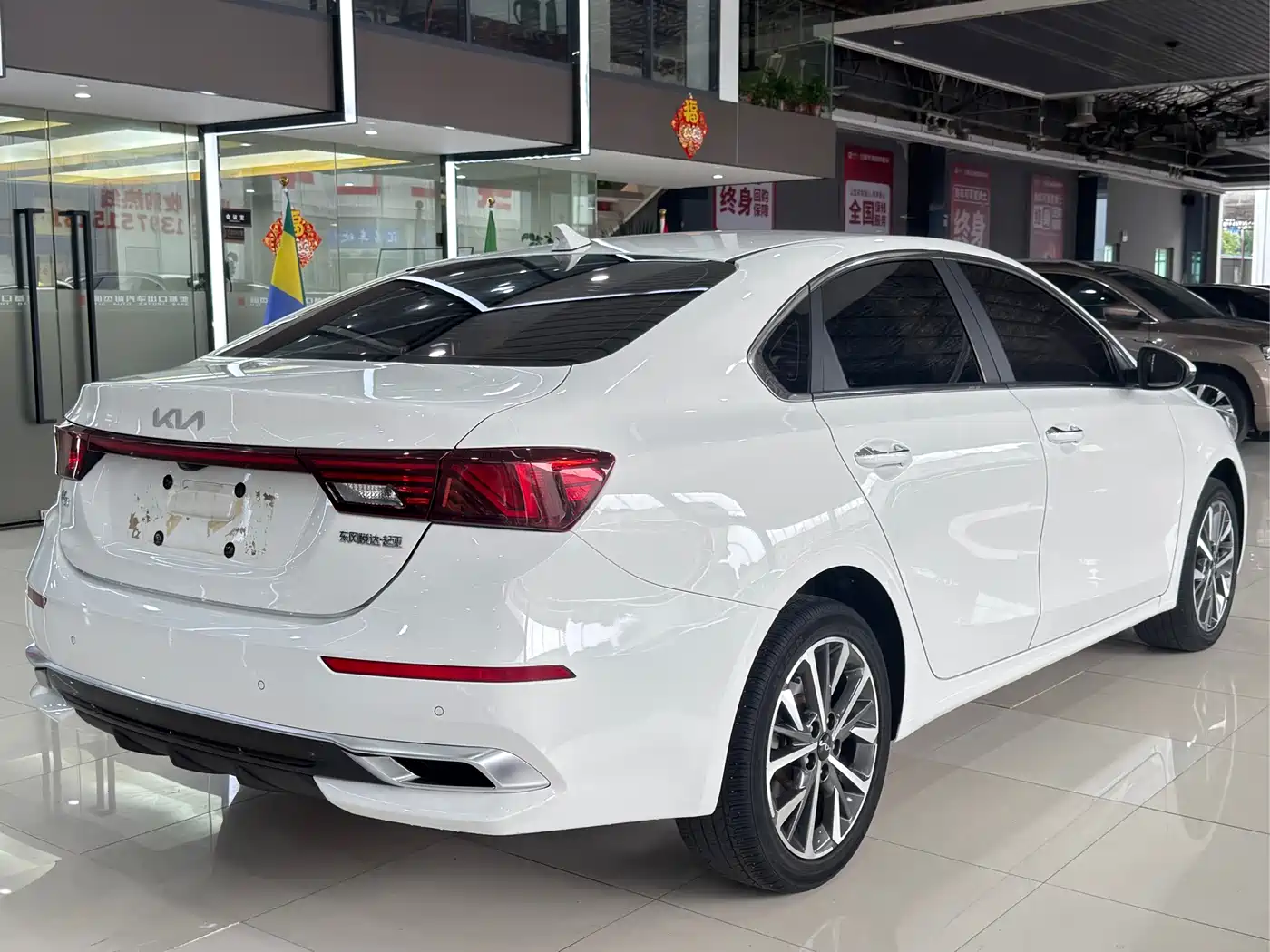 Kia K3 2021 1.5L CVT Fashion Edition фото 15
