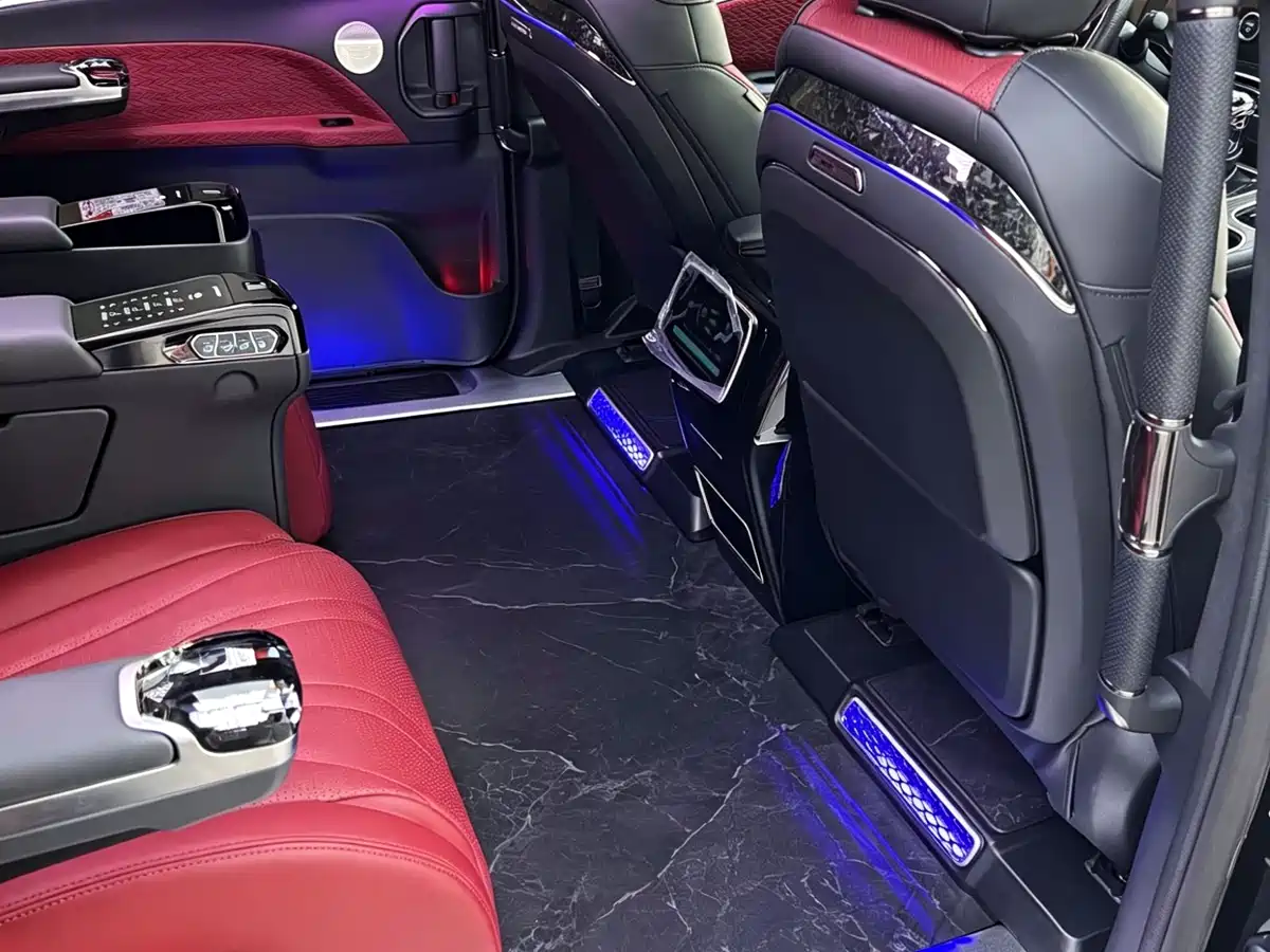 Toyota Granvia 2026 Model 2.5L Hybrid Luxury Edition фото 12
