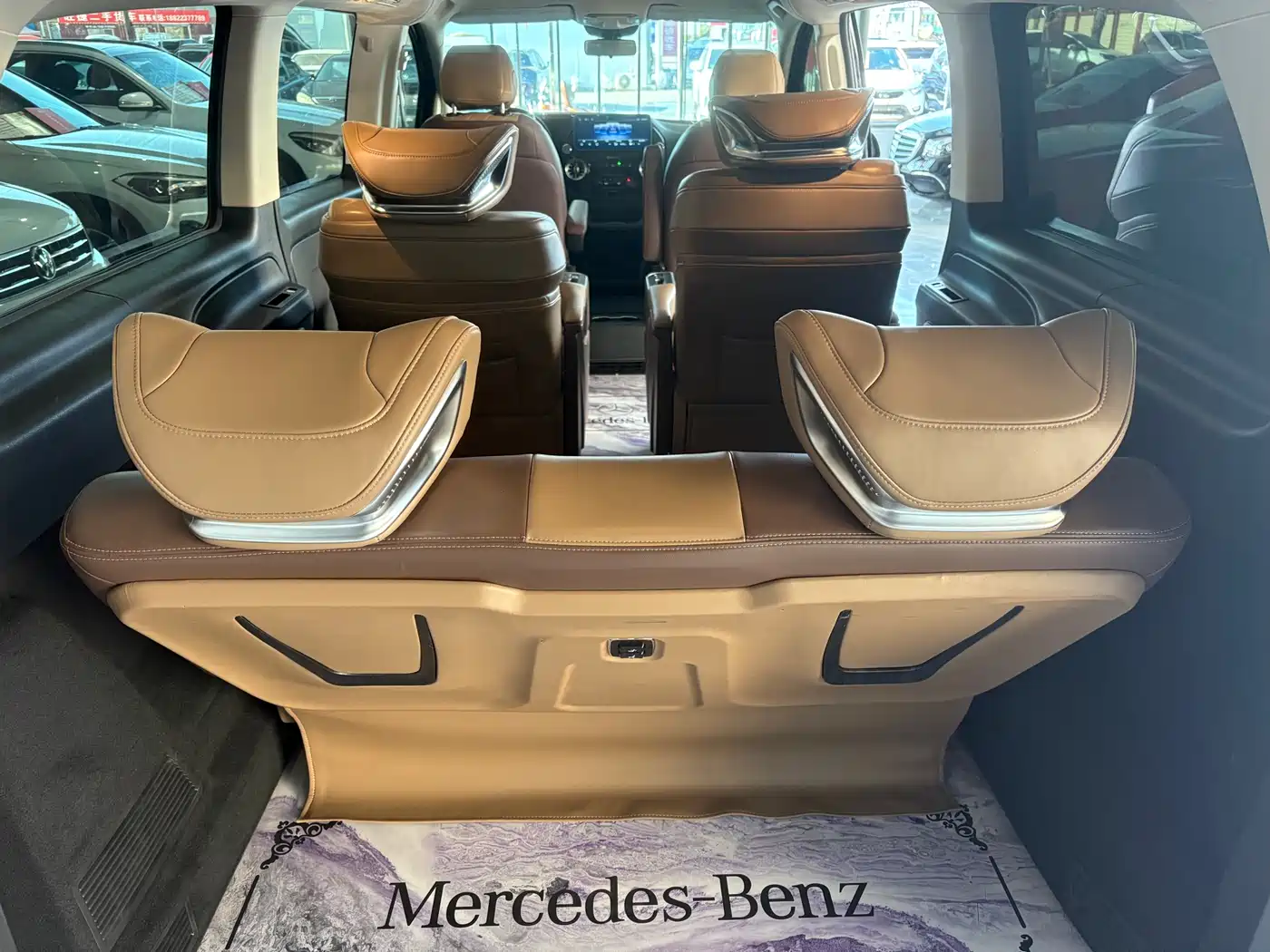 Mercedes-Benz Vito 2021 2.0T Elite 7-Seater фото 6