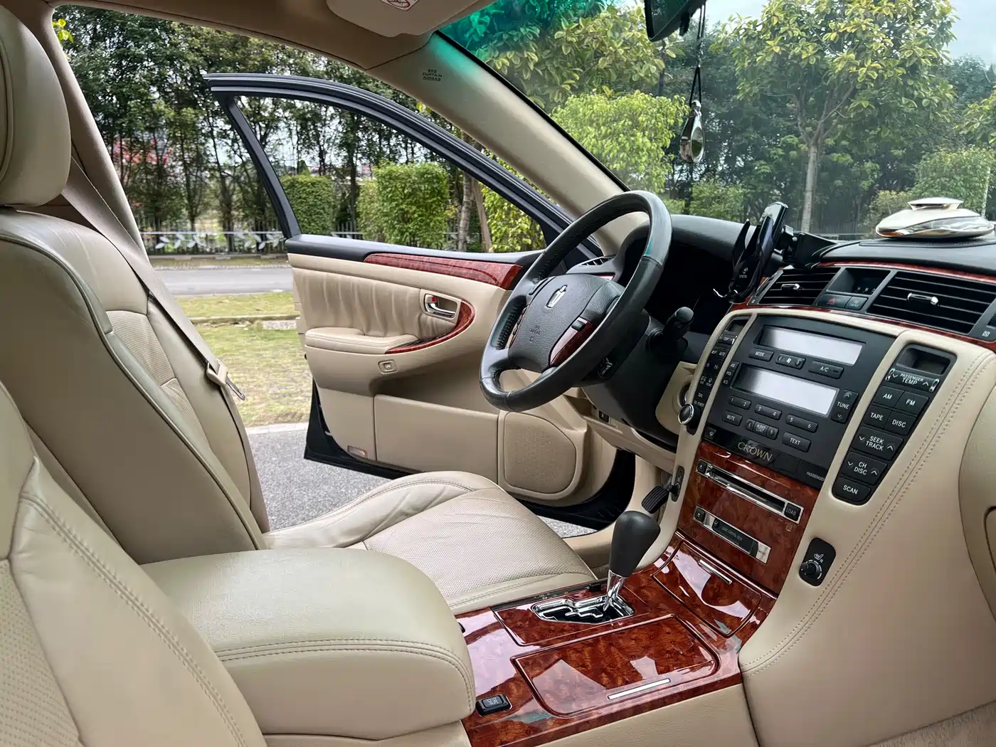 Toyota Crown 2007 2.5L Royal Special Edition фото 15