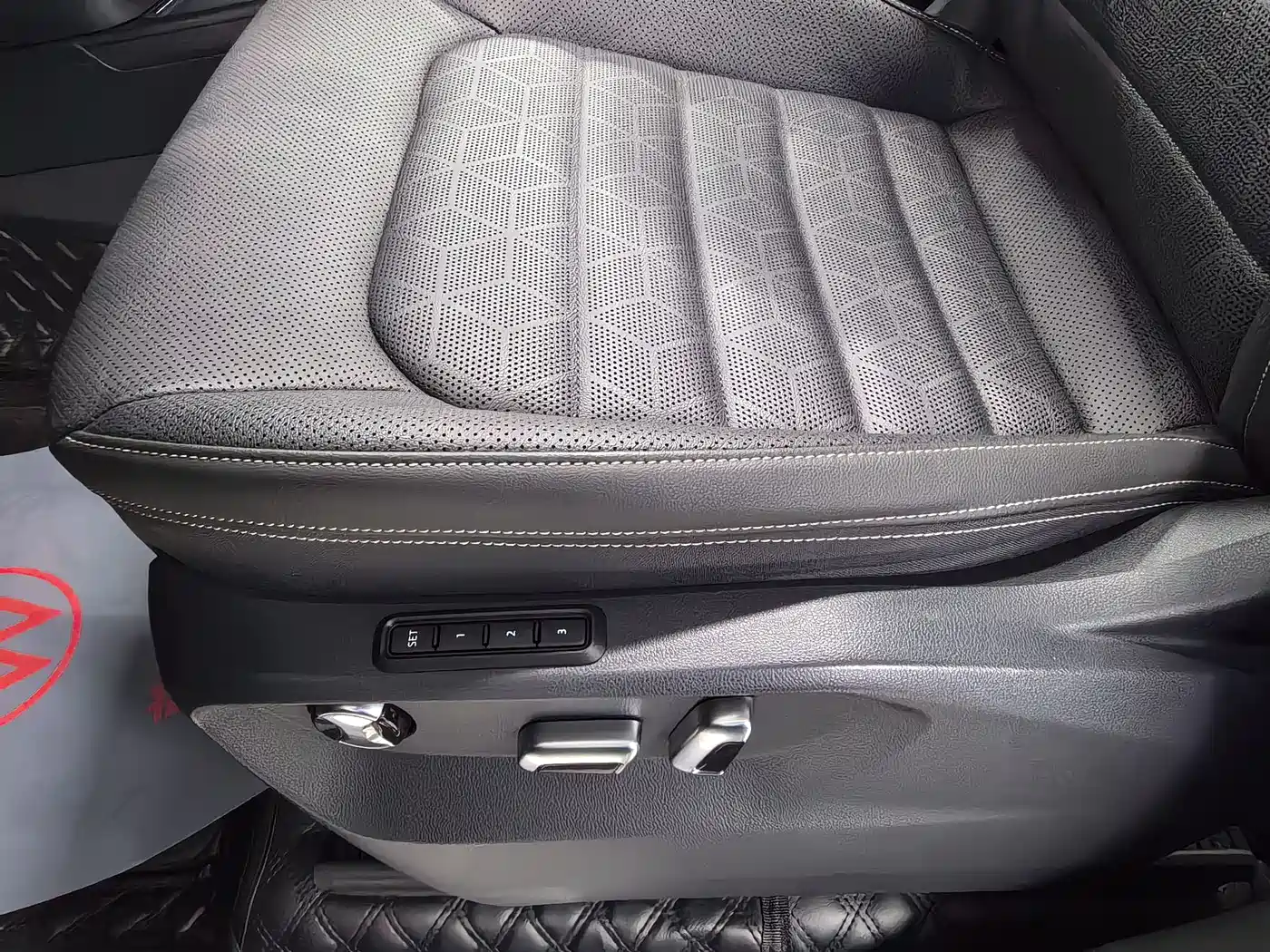Volkswagen Talagon 2022 380TSI 4WD Luxury Premium Pro Edition 7-Seater фото 16