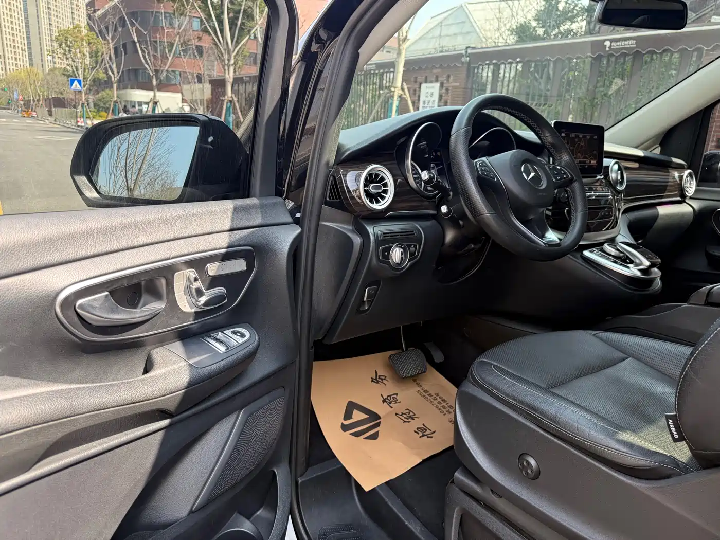 Mercedes-Benz V-Class 2018 V 260 Navigator Edition China VI фото 13