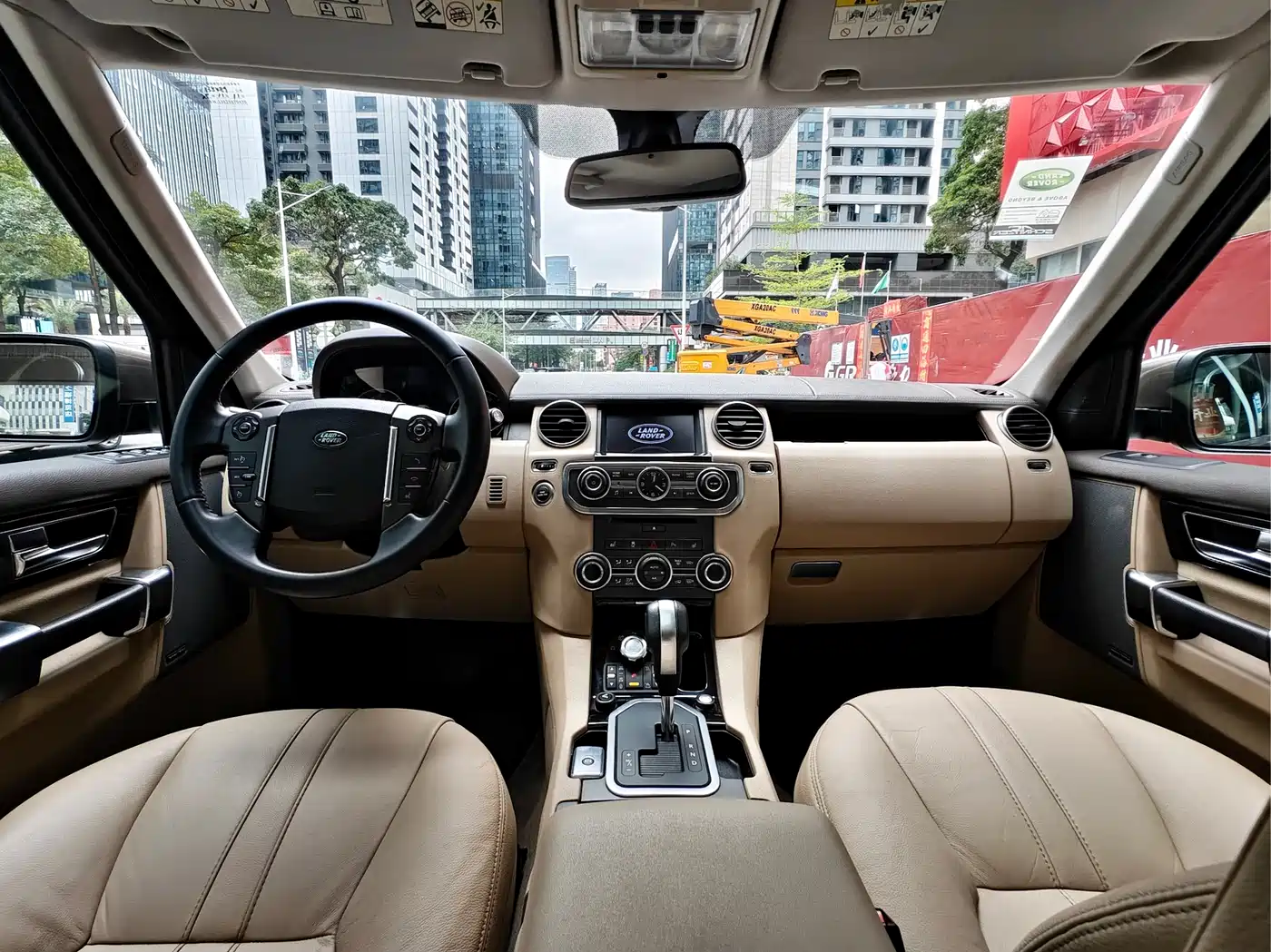 Land Rover Discovery 2012 3.0 SDV6 HSE Diesel фото 15