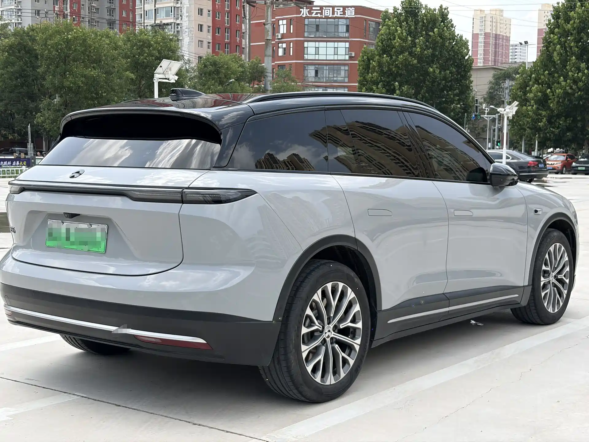Фото 3 - NIO ES6