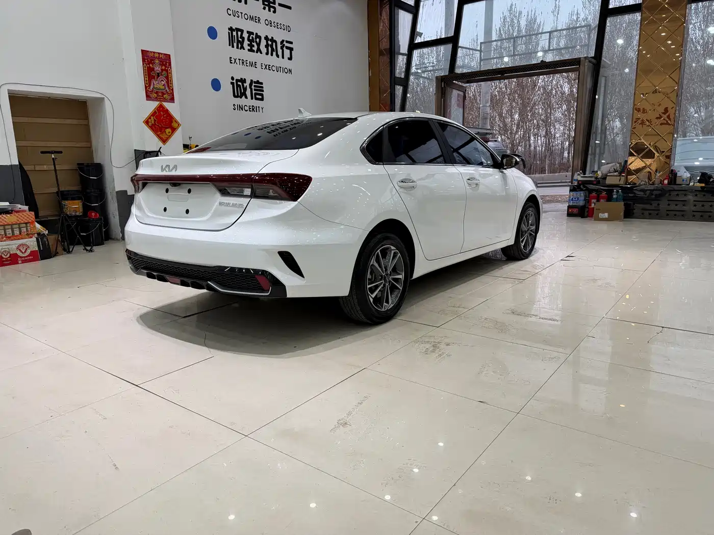 Kia K3 2023 Model 1.5L CVT Luxury Edition фото 4