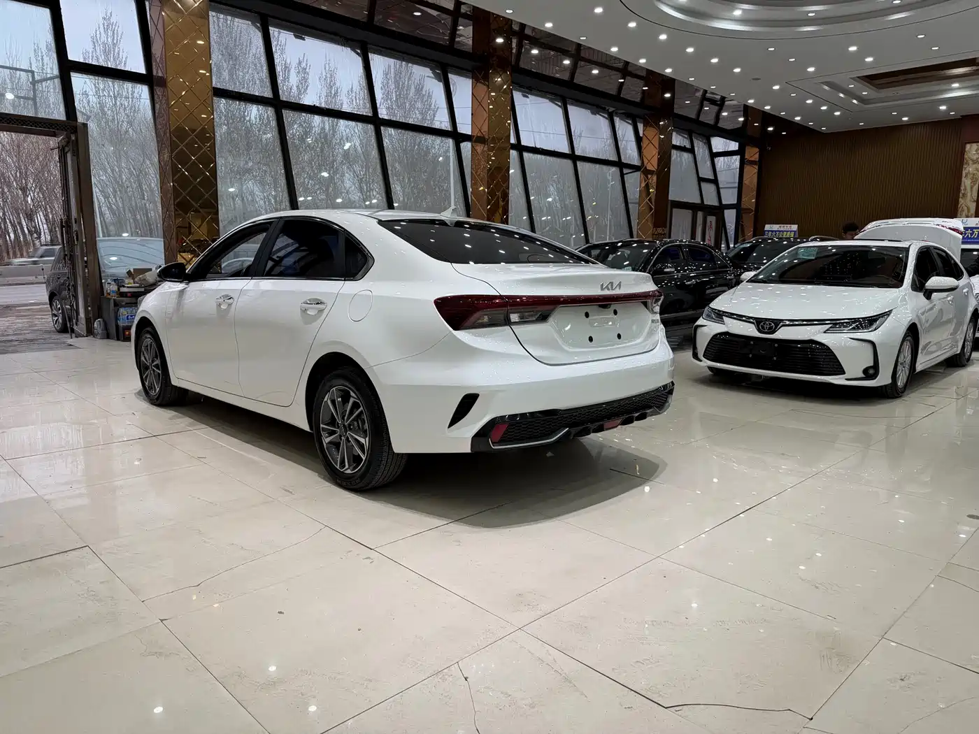 Kia K3 2023 Model 1.5L CVT Luxury Edition фото 6